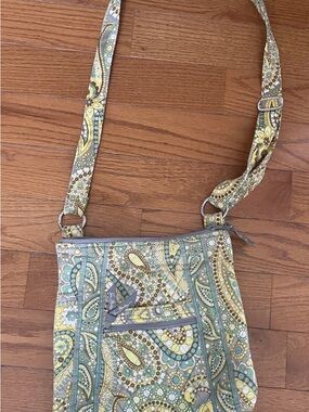 Vintage Vera Bradley Lemon Parfait Hipster Crossbody Yellow Paisley Y2K